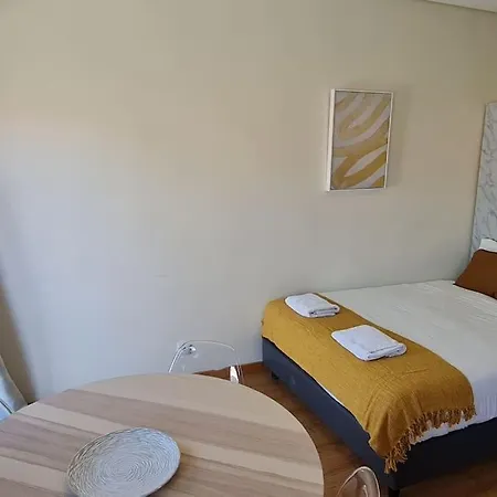 Tomas Flat 4f Porto