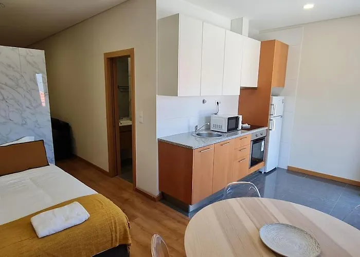 Daire Tomas Flat 4f Porto